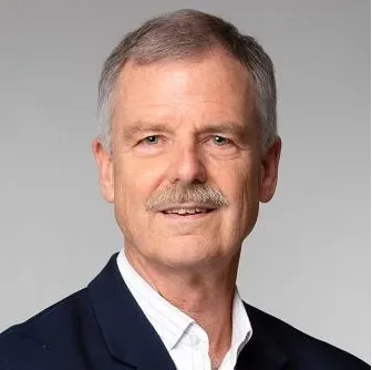 Portrait of Ronald Steenblik